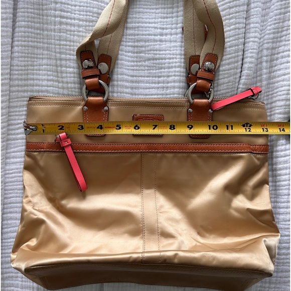 Authentic Coach Khaki Nylon Tote bag - Picture 10 of 16